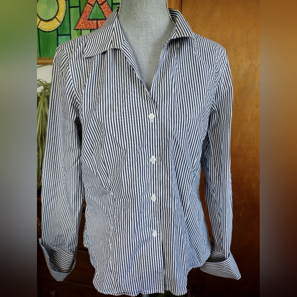Calvin Klein Women's Classic Button Up Dress Shirt Professional Navy White Sz 12 - Picture 1 of 8